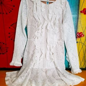 NWT Bcbg maxazria lace dress